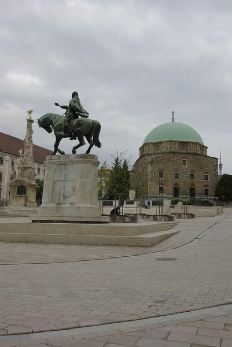 Széchényi tér