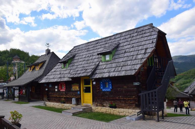 Drvengrad (Faváros)