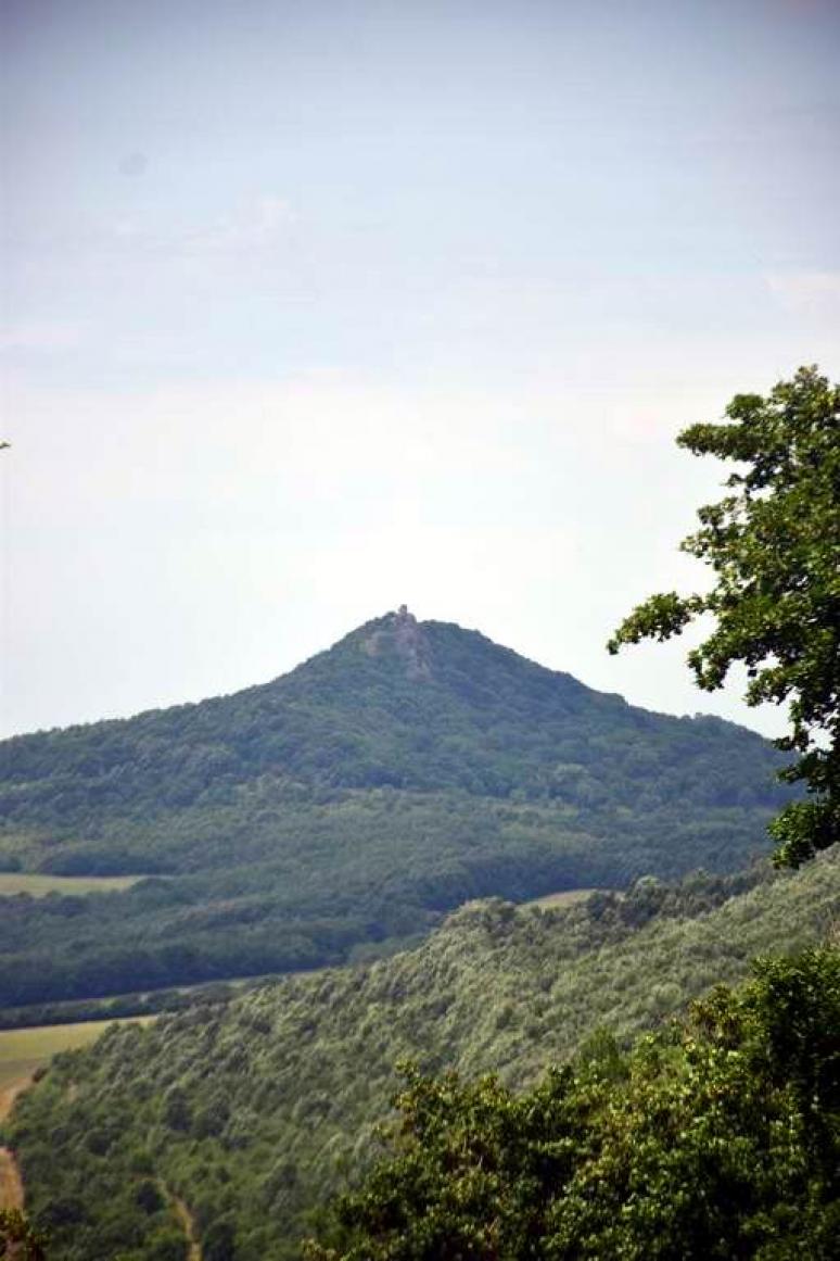 Távolban Szandavár