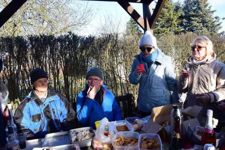 Terülj-terülj asztalkám