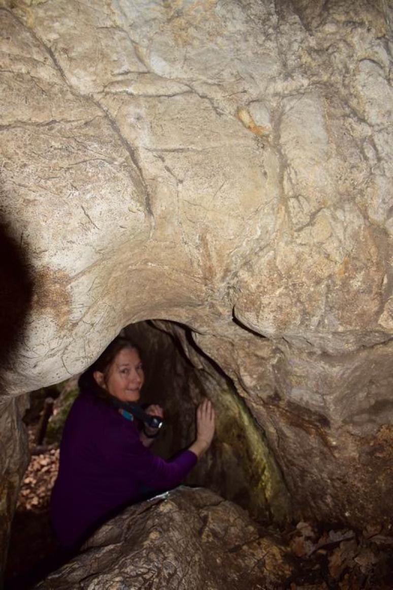 Búvónyílás a Nagy-terembe