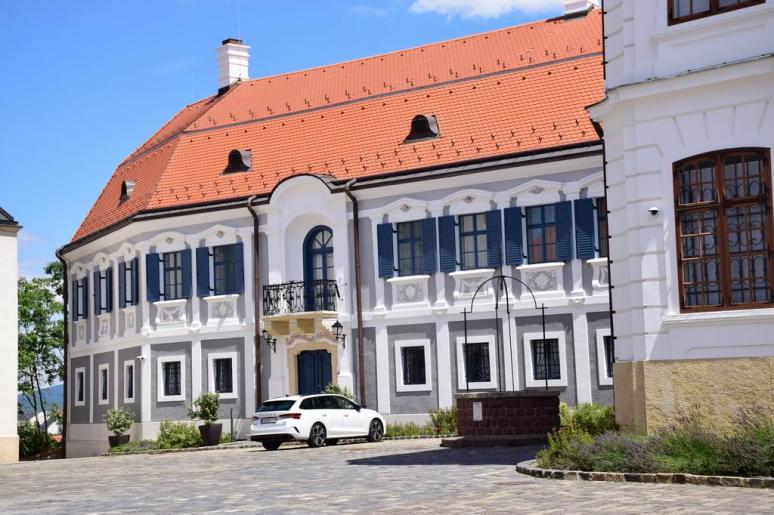 Nagypréposti-palota