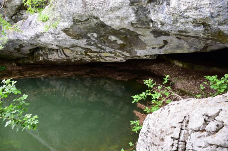 Velika Karlovicka szifonbarlang