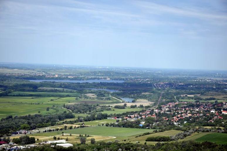 Vértesszőlős és Tata a toronyból