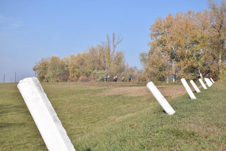 Feljárat a Tisza-gátra